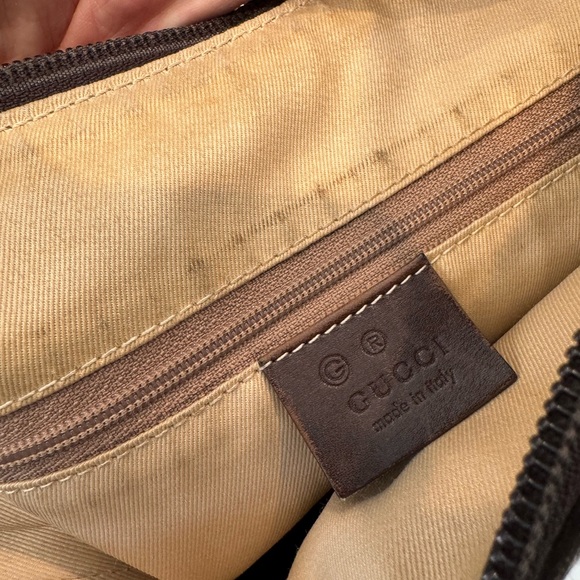 Authentic Gucci shoulder bag - Picture 15 of 16